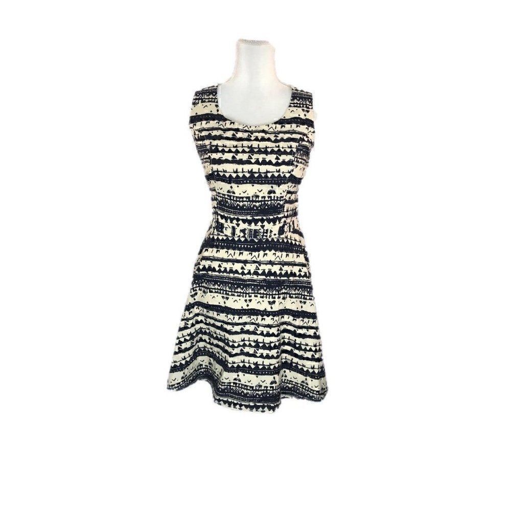 Jessica Simpson Black‎ Cream Sleeveless Backless Dress Sz 13 14 NEW